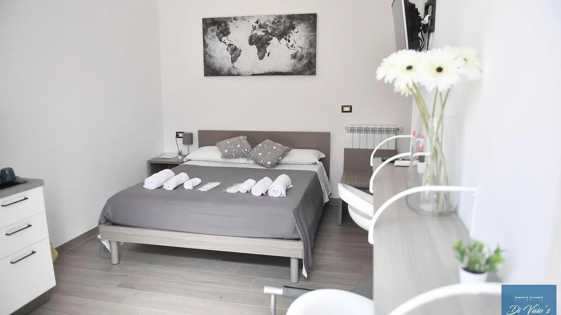 Guest house Di Vaio'S Apartments Naples