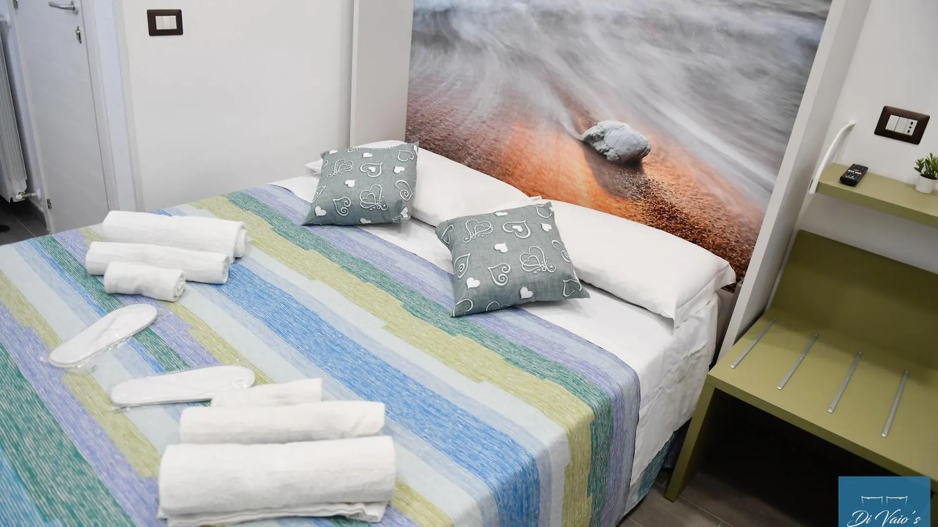Di Vaio'S Apartments Naples Italy