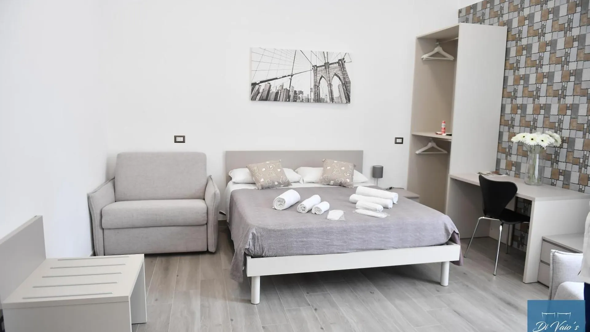 Di Vaio'S Apartments Naples 0*,