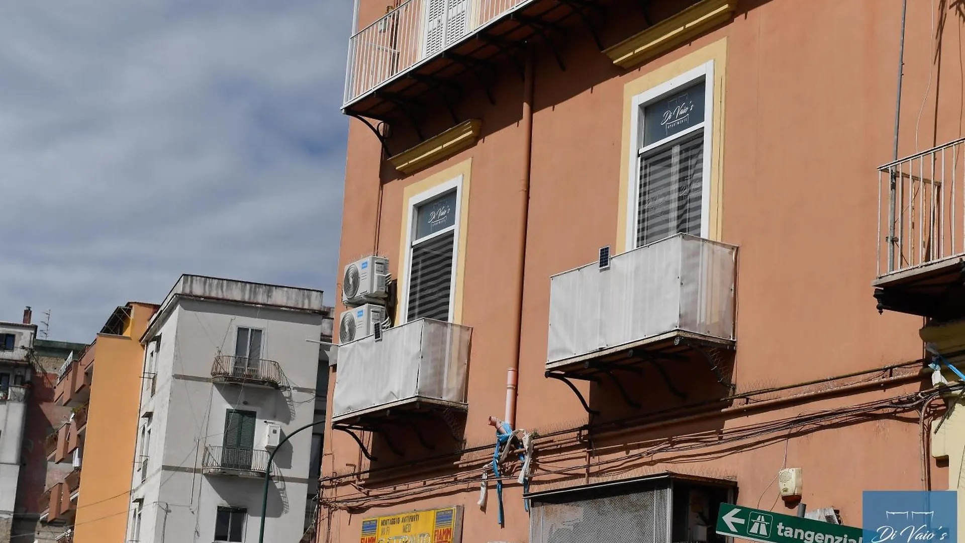 Di Vaio'S Apartments Naples 0*,  Italy