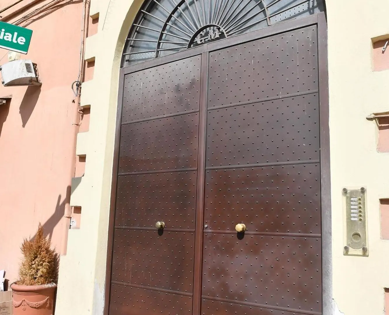 Di Vaio'S Apartments Naples 0*,  Italy